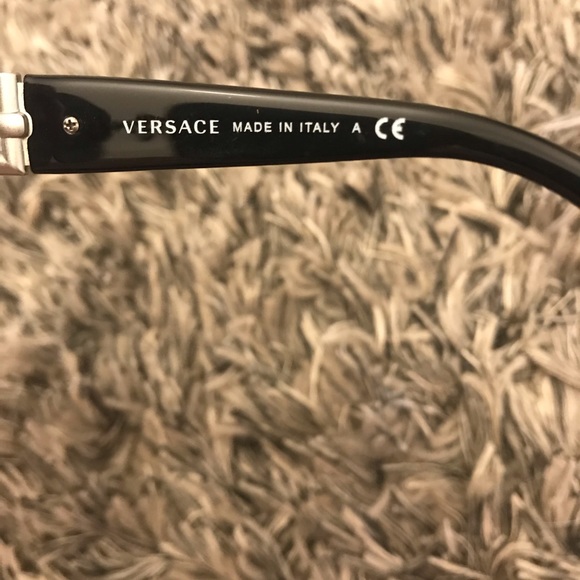 Versace women’s sunglasses main image 4